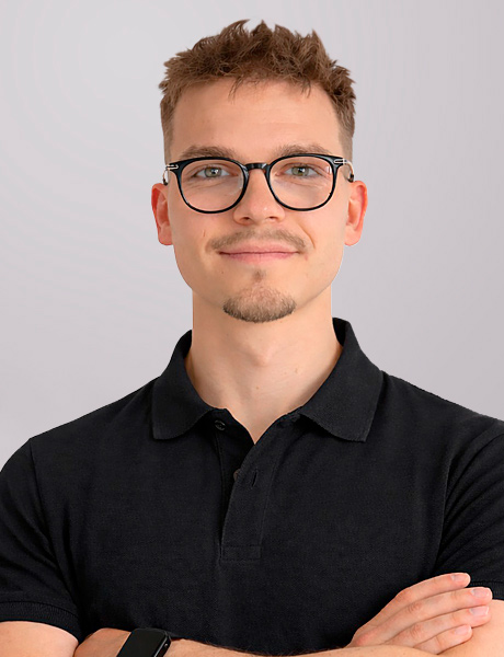 460x600px Arnas Semetas