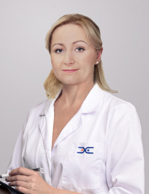 Medicinos diagnostikos centro plastinės ir rekonstrukcinės chirurgijos gydytoja Jelena Romanova-Paškevič - Medcentras.lt
