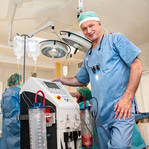 Liposakcija. Riebalų nusiurbim operacija atliekama Renaldo Vaičiūnos Medicinos diagnostikos ir gydymo centre, V.Grybo g.Vilniuje.