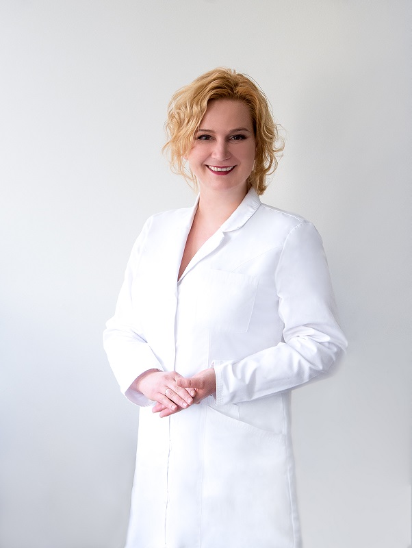 Medicinos diagnostikos ir gydymo centro plastinės ir rekonstrukcinės chirurgijos gydytoja Giedrė Stundžaitė-Baršauskienė